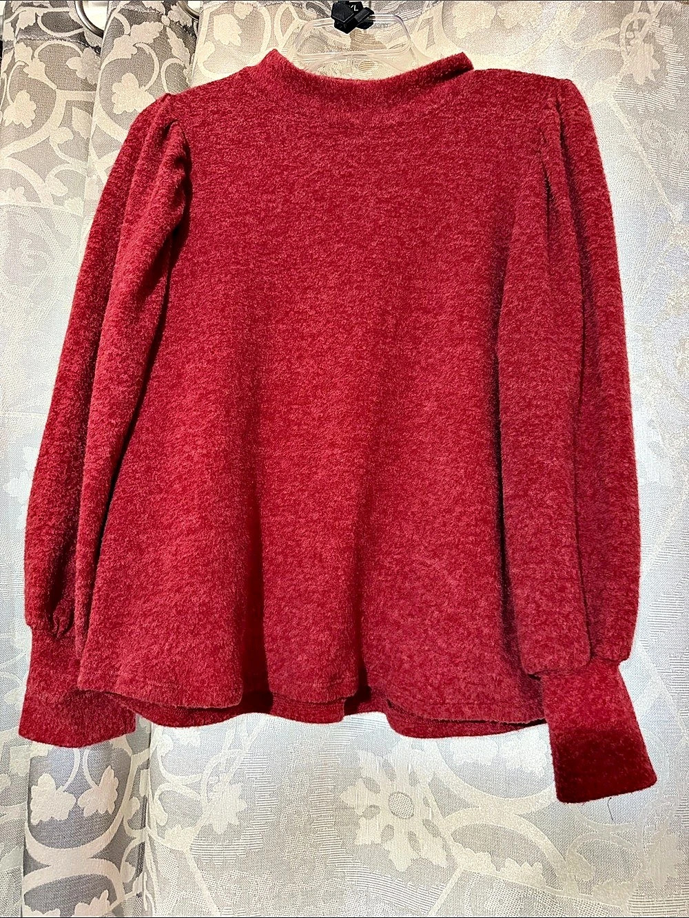 ZENANA Long Sleeve Sweater in Red Like New